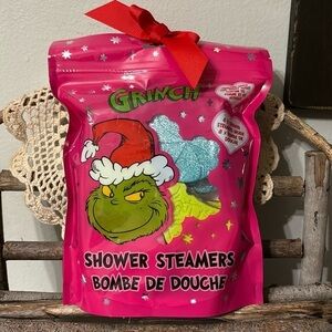 NIP DR SEUSS THE GRINCH BAG OF 8 SHOWER STEAMERS FROSTED APPLE & BERRY SCENT